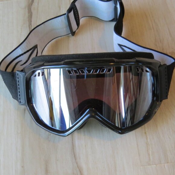Smith mirrored lens ski snow goggles adjustable low light good condition - Picture 1 of 4